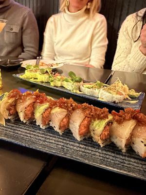 Wave Sushi & Sake by null