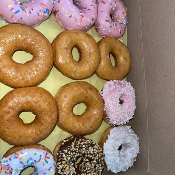Glaze Doughnuts - Donuts - Donuts Near Me - Las Vegas, Nevada