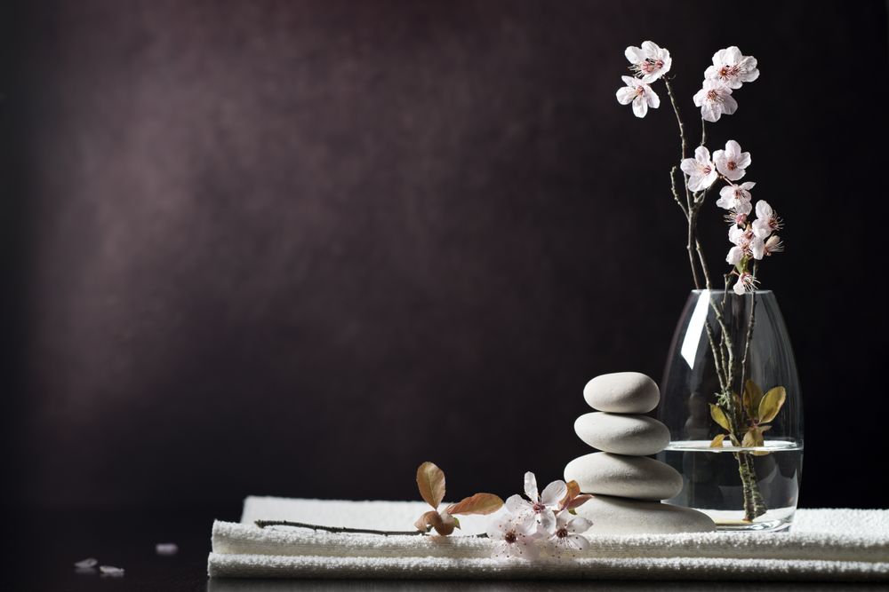Breathe Massage & Spa Logo