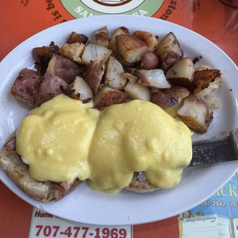 Piner Cafe - Eggs, Benedict with ham and country potatoes. - American Near Me - Santa Rosa, California Piner Cafe - Eggs, Benedict with ham and country potatoes. - American Near Me - Santa Rosa, California