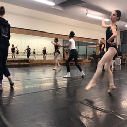 Oakland Ballet School