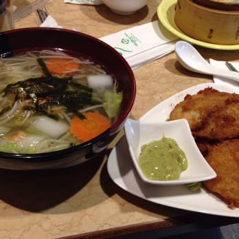 Ten Ren's Tea - Green tea noodle soup with fish filet - Tea Rooms Near Me - Thornhill, Ontario