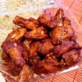 Ameci Pizza Kitchen - BBQ Chicken Wings - Pizza Near Me - La Crescenta, California