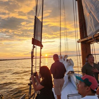 Wilma Lee Skipjack Cruises - Boat Tours Near Me - Annapolis, Maryland