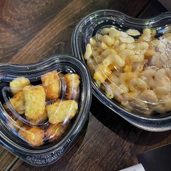 I Heart Mac & Cheese - classic mac n cheese with yellow cheddar cheese & tots added for a combo - Pasta Shops Near Me - Virginia Beach, Virginia I Heart Mac & Cheese - classic mac n cheese with yellow cheddar cheese & tots added for a combo - Pasta Shops Near Me - Virginia Beach, Virginia