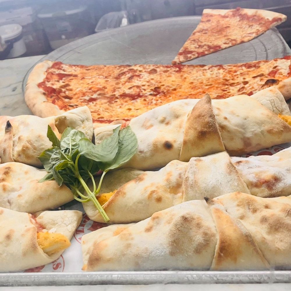Foods and cheese pizzas! Foods and cheese pizzas!