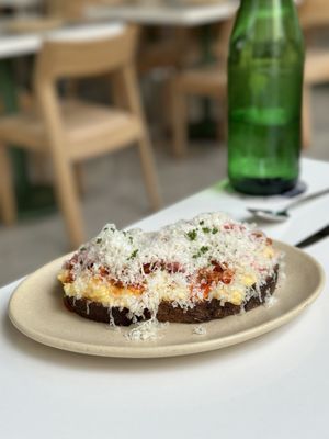 Maty's by null