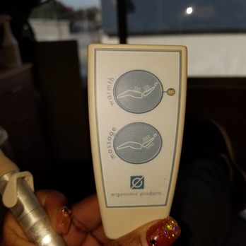 Monica Crooks, DDS - Came in for a filling, to my delight, the chair has heat and massage! - Cosmetic Dentists Near Me - Sacramento, California Monica Crooks, DDS - Came in for a filling, to my delight, the chair has heat and massage! - Cosmetic Dentists Near Me - Sacramento, California