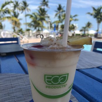 Islander Resort - Pina colada at Tides - Resorts Near Me - Islamorada, Florida