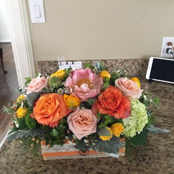 Passion Flowers - Premium Clementine arrangement! - Florists Near Me Passion Flowers - Premium Clementine arrangement! - Florists Near Me