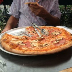 Restaurant Dolce Vita - Und hier noch die Pizza Bela Italia mit Pilzen und Schinken