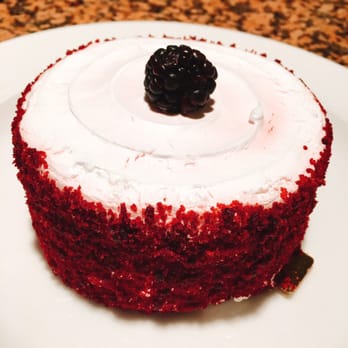 Freesoulcaffe - Red velvet berry cake - Vegan Near Me - Tustin, California