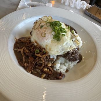 et al. - Braised Short Rib Loco Moco - Breakfast & Brunch Near Me - Honolulu, Hawaii et al. - Braised Short Rib Loco Moco - Breakfast & Brunch Near Me - Honolulu, Hawaii