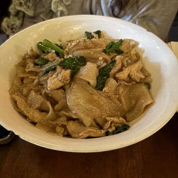 Lantern - Thai Near Me - Brooklyn, New York