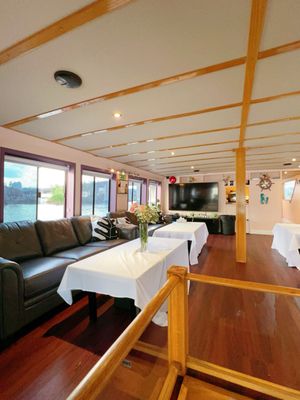 Shangri-la Boat Tour by null