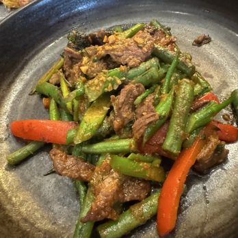 Maenam - Thai Near Me - Vancouver, British Columbia