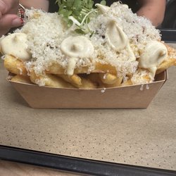The Potato Bar - Fries with the old Bruges squirt