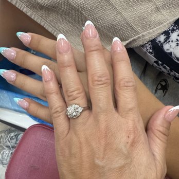 Natural Nail & Spa - French gel manicure - Waxing Near Me - Studio City, California Natural Nail & Spa - French gel manicure - Waxing Near Me - Studio City, California
