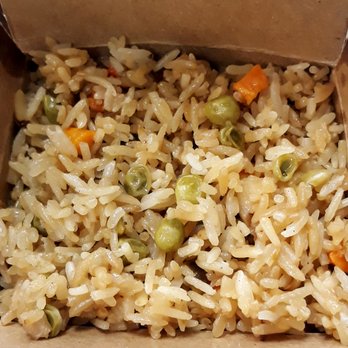 Yo Quiero Lumpia - a box of rice and vegetables - Food Delivery Services Near Me Yo Quiero Lumpia - a box of rice and vegetables - Food Delivery Services Near Me