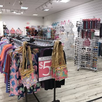 Dazzle Up - Women's Clothing Near Me - Virginia Beach, Virginia Dazzle Up - Women's Clothing Near Me - Virginia Beach, Virginia