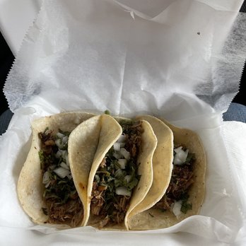 A-Mari-Mix Restaurant - Carnitas tacos only onions and cilantro - Mexican Near Me - Miami, Florida A-Mari-Mix Restaurant - Carnitas tacos only onions and cilantro - Mexican Near Me - Miami, Florida