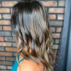 KT Hair Design