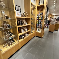 The Canadian Naturalist