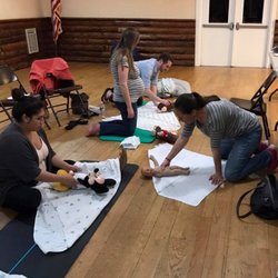 From The Start, Postpartum Doula - Swaddling at the Newborn Prep Workshop!