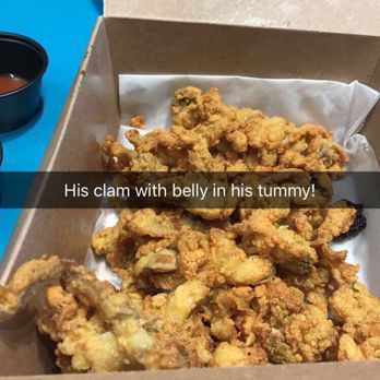 Red's Best - Hubby's clam with belly - Seafood Near Me - Boston, Massachusetts Red's Best - Hubby's clam with belly - Seafood Near Me - Boston, Massachusetts