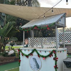 The Loma Club - Miniature golf Christmas decorated