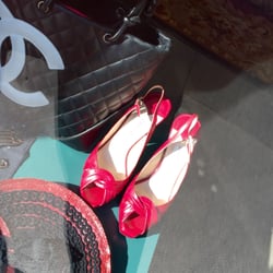 Madame Pauline Vintage