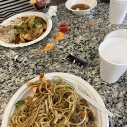 Rolling Wok - Beef Lo Mein, Hot and Sour Soup, Hunan Chicken, Egg Drop Soup