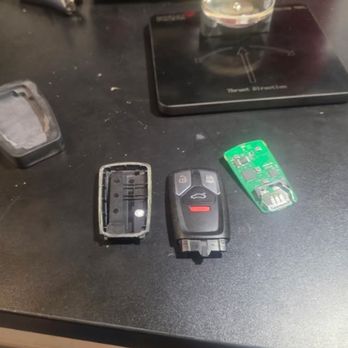 Quick Keys - 2022 audi Q5 key copy - Keys & Locksmiths Near Me - Kansas City, Missouri Quick Keys - 2022 audi Q5 key copy - Keys & Locksmiths Near Me - Kansas City, Missouri