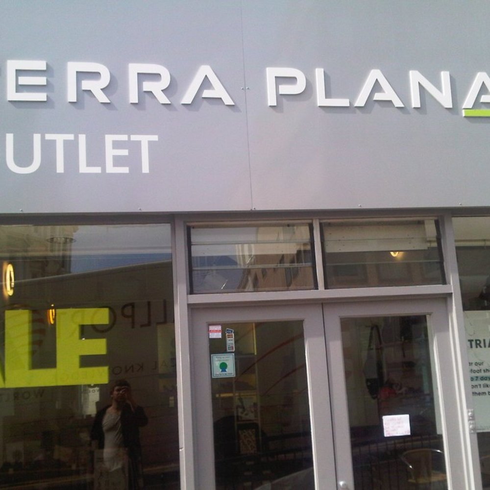 nike outlet brighton