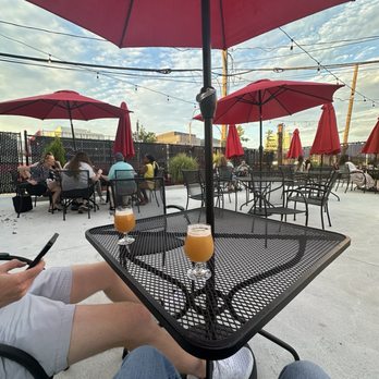 Widowmaker Taproom & Kitchen - Breweries Near Me - Boston, Massachusetts