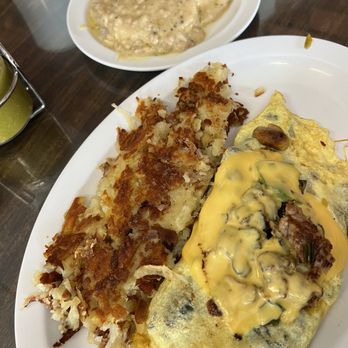 Egg Heaven Cafe - The wanderlust omelette - Breakfast & Brunch Near Me - Long Beach, California
