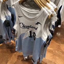 Cleveland Cavaliers Team Shop