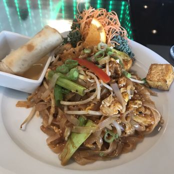 Sushi Thai Fusion - Pad Thai - Thai Near Me - Delray Beach, Florida