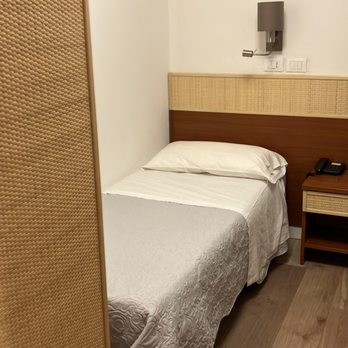Hotel Villa d'Este - Hotels Near Me - Grado, GO Hotel Villa d'Este - Hotels Near Me - Grado, GO