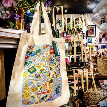 Chase The Fox - Offering this awesome NYC tote featuring local NYC artist Steve Quiles supporting the local Turtle Bay Association - Gift Shops Near Me - New York, New York