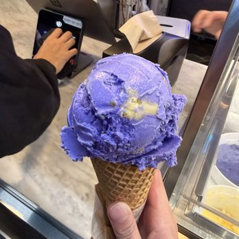 Soft Swerve - Ube Sticky Butter Cake Scoop - Ice Cream & Frozen Yogurt Near Me - Brooklyn, New York