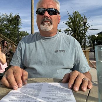 Ram & Bull - Outside seating in the front was the only downside. Tiny table and no sun protection. - Comfort Food Near Me - Brunswick, Maine Ram & Bull - Outside seating in the front was the only downside. Tiny table and no sun protection. - Comfort Food Near Me - Brunswick, Maine