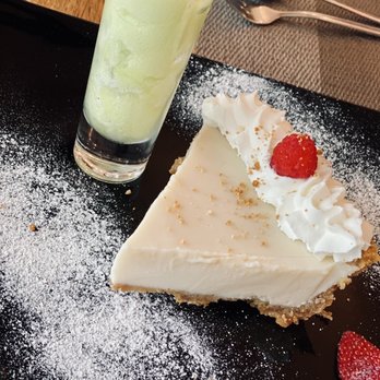Peter's Restaurante - Tequila Sunrise Key Lime Pie - Modern European Near Me - Cancún, ROO Peter's Restaurante - Tequila Sunrise Key Lime Pie - Modern European Near Me - Cancún, ROO