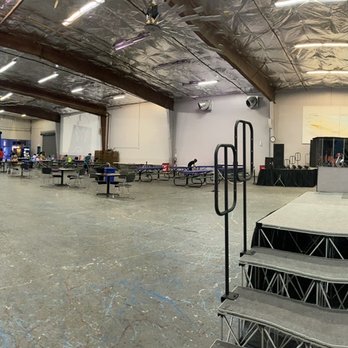 iTrampoline - Party area - Trampoline Parks Near Me - Waipahu, Hawaii