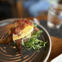 Rusteak - Brunch burger, no bun