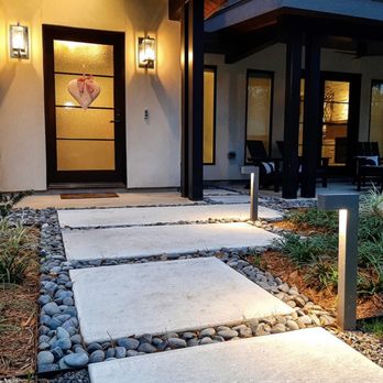 FiveSTAR Landscape - a stone path leading to a house - Landscaping Near Me - Houston, Texas FiveSTAR Landscape - a stone path leading to a house - Landscaping Near Me - Houston, Texas