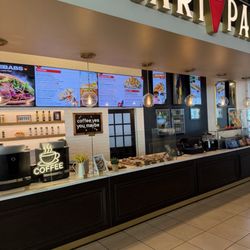 Mari Pari - Inside Menu