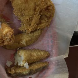 Bill and Babe's - Broasted chicken with potatoes