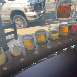 Kelsey Creek Brewing - Cute little glasses for the flight