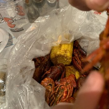 Cracking Crab - Crawfish - Seafood Near Me - Pensacola, Florida